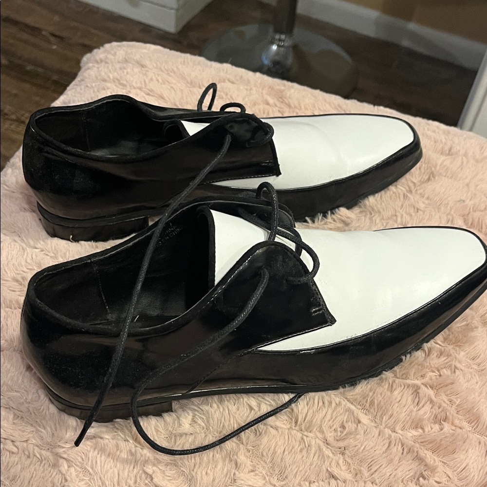Classic Black and White Women  Dress Shoes